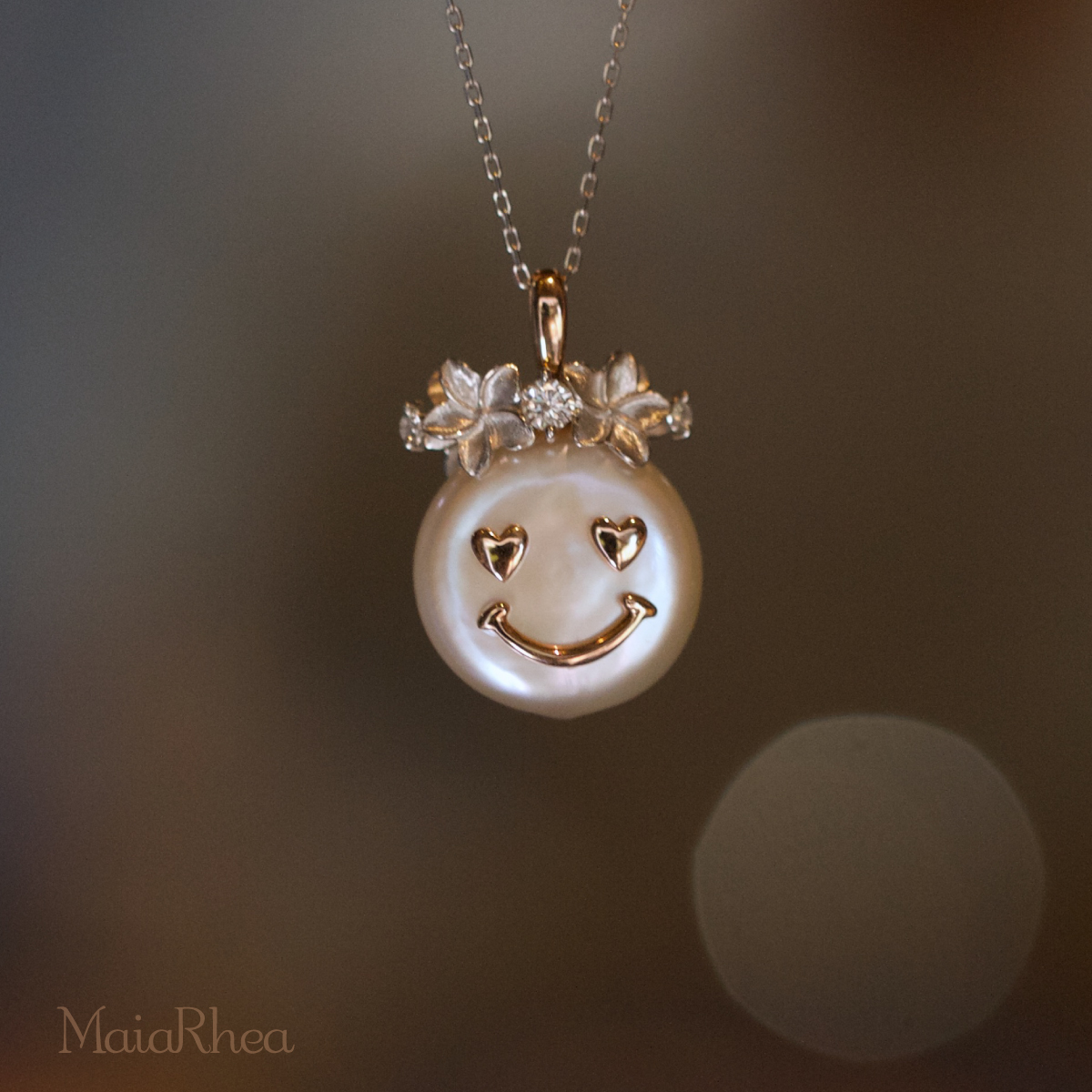 MaiaRhea-SmileSmiley-Goldプルメリア花冠イメージ画像１